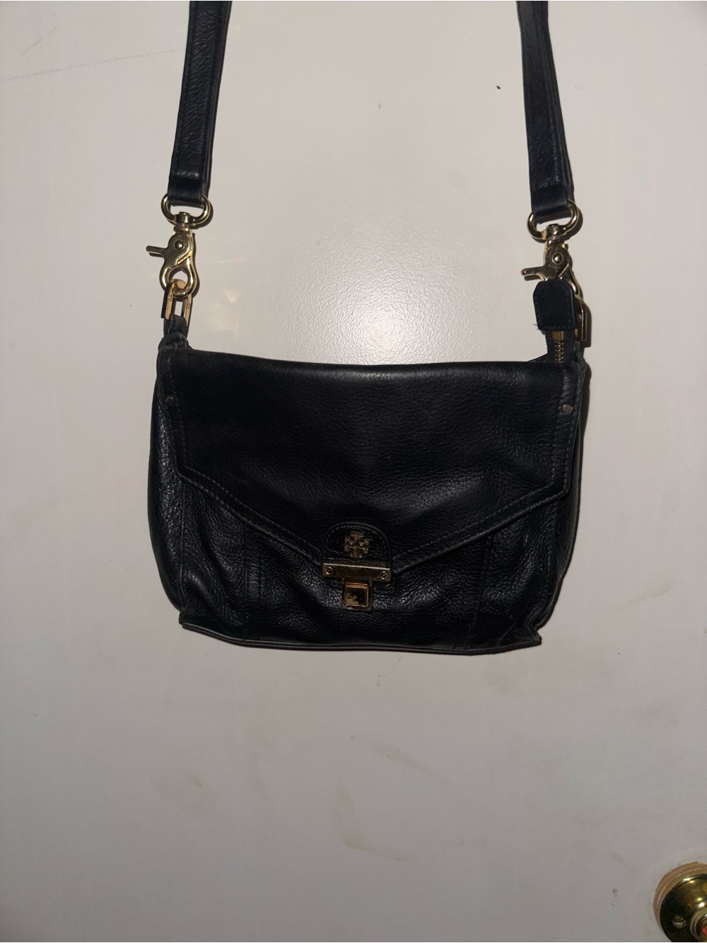 Tory Burch Black Leather Crossbody with Gold Hardware - Picture 3 of 4
